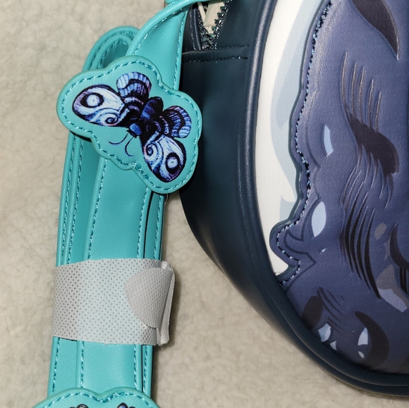 NWT Loungefly Corspe Bride Crossbody - Picture 3 of 9